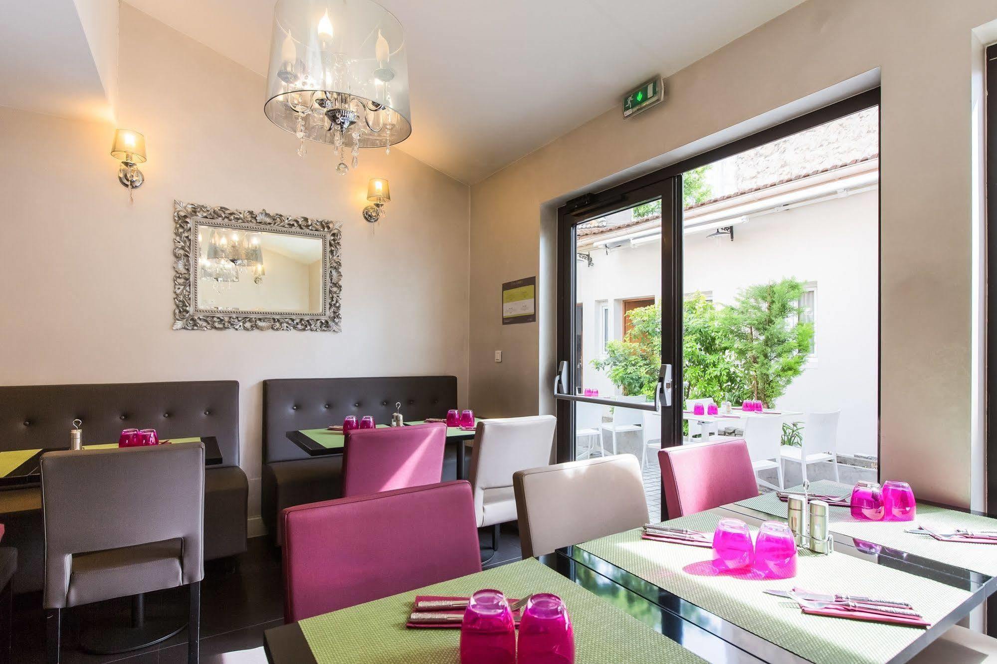 Le Figuier Hotel อีวรี-ซูร์-แซ็น ภายนอก รูปภาพ