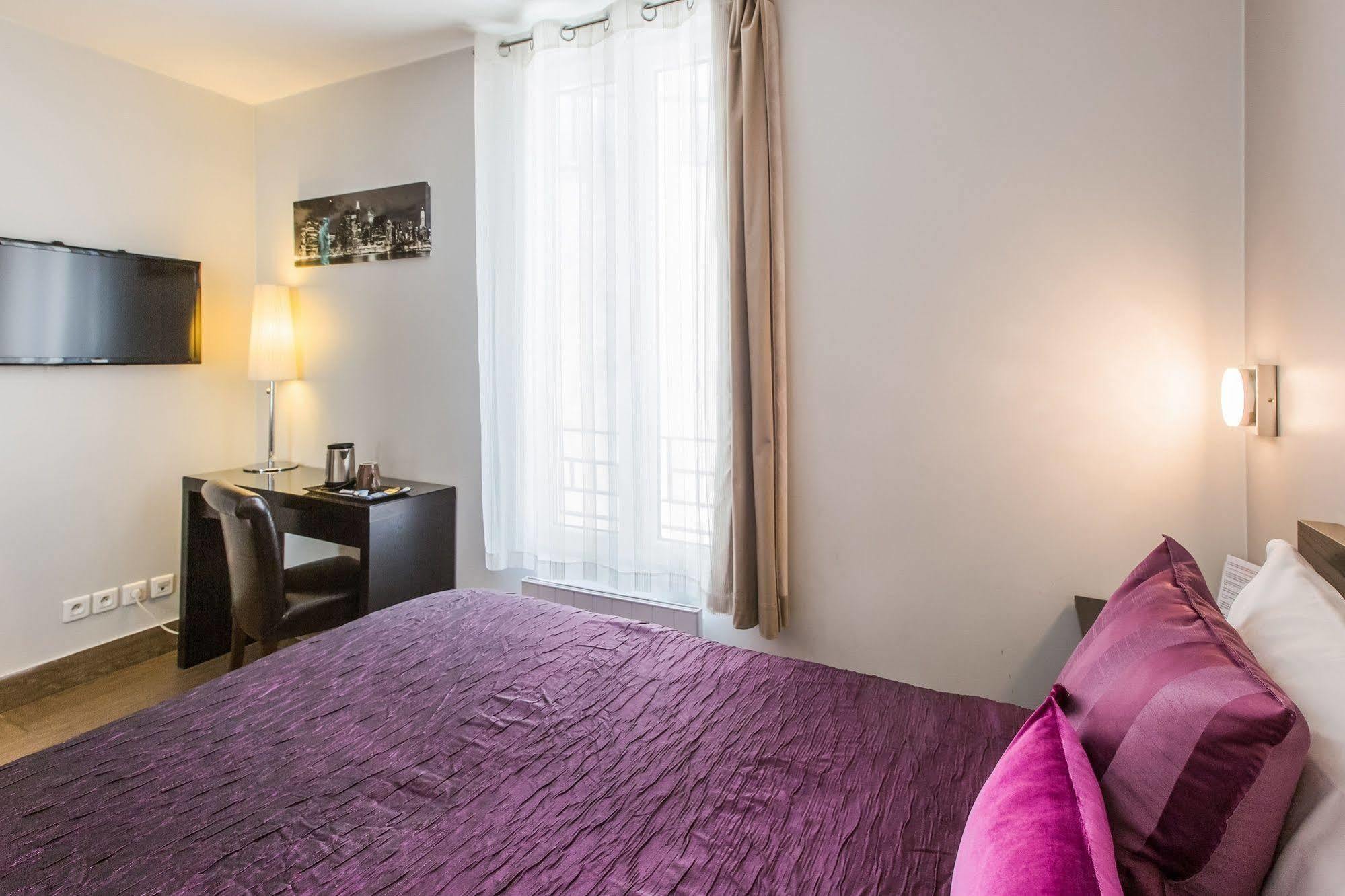 Le Figuier Hotel อีวรี-ซูร์-แซ็น ภายนอก รูปภาพ